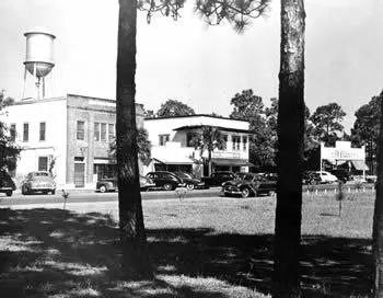 Downtown Valparaiso in 1950