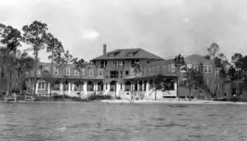 Valparaiso Inn